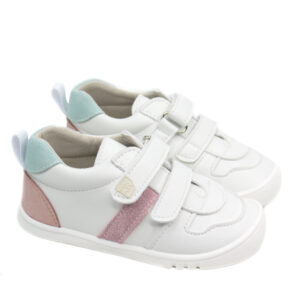 Deportiva Piruflex blanca y fucsia